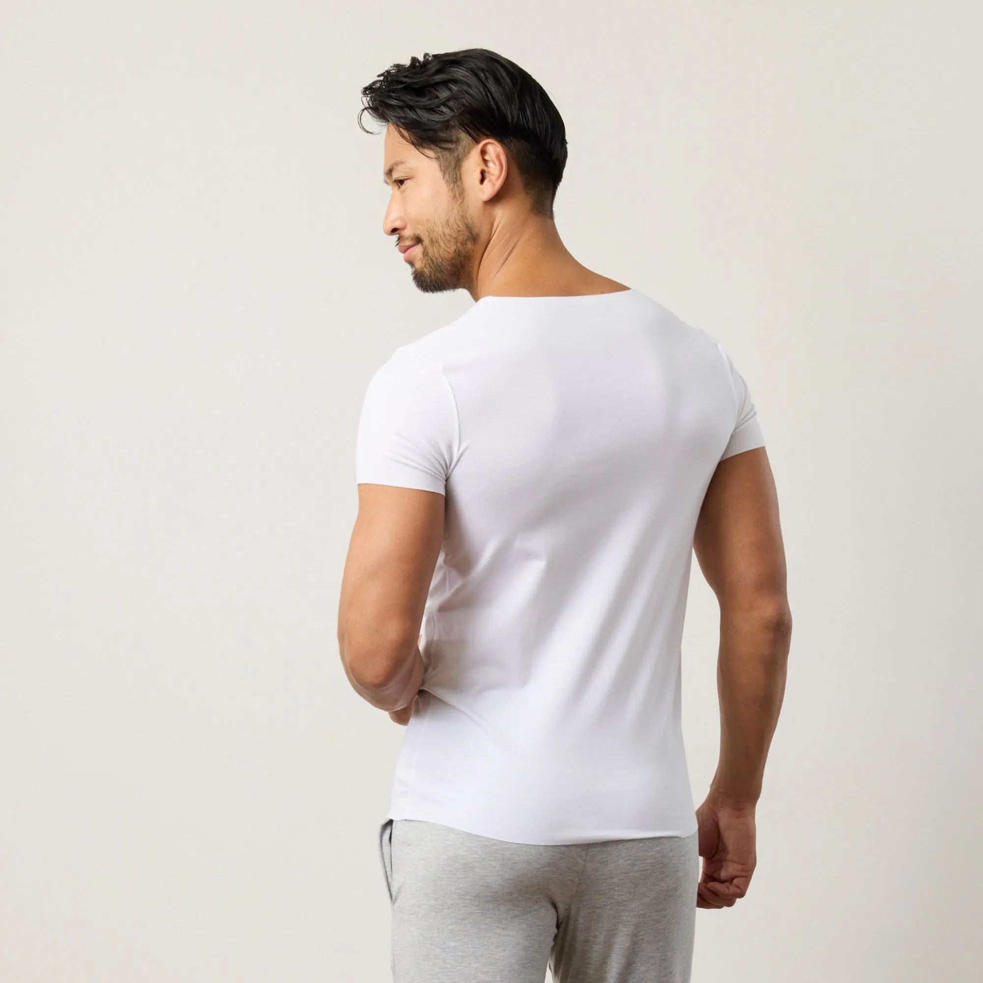 Freeform Seamless TENCEL™ Modal V-Neck Tee
